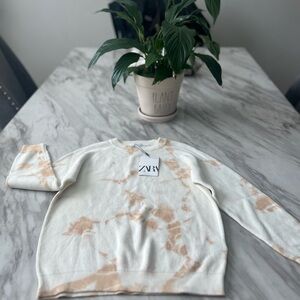 Zara Women's White and Tan Tie-Dye Sweater